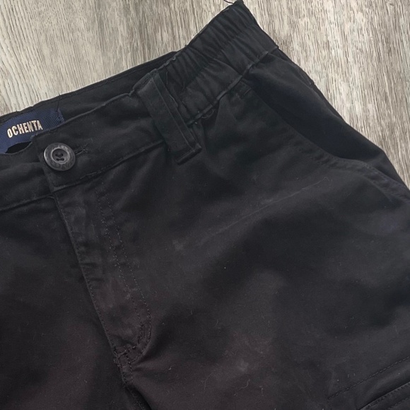 Black Cotton Bermuda Cargo Shorts | Size: 4 - Picture 8 of 16